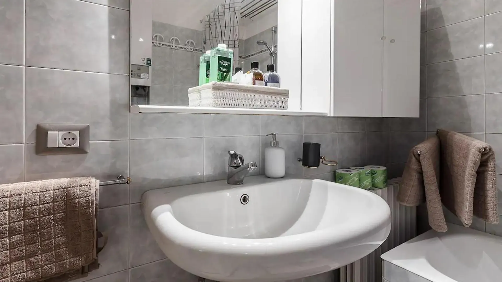 Milanrentals - Baires Apartment